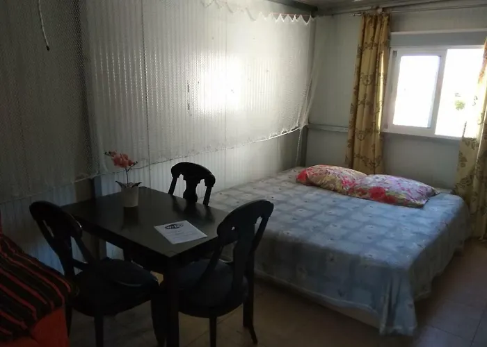 Esperanza Гостевой дом Торевьиа